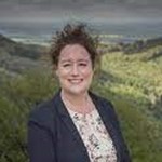 Louise Wallace (Chair) Louise Wallace (Chair)