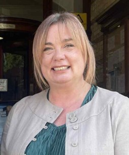 Diane Lee